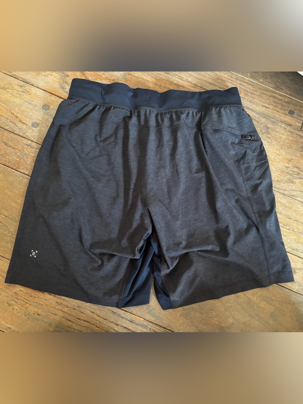 Lululemon Men's Athletic Shorts Navy Blue Size XL activewear running gym